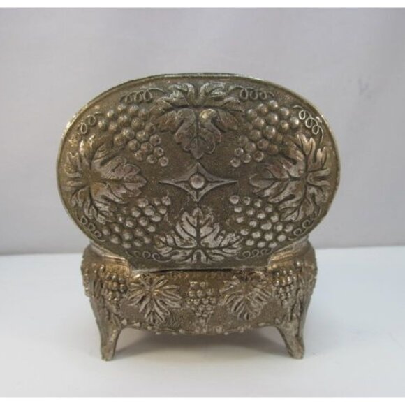 Vintage Silver Plate Oval Footed Trinket Jewelry Box Made in Japan - Picture 6 of 10